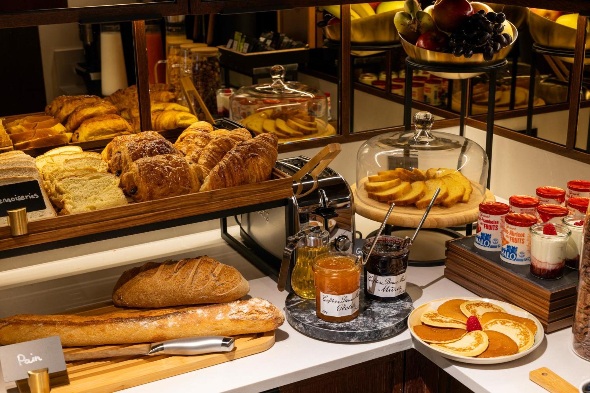 Hotel Gabbie Paris Luaran gambar
